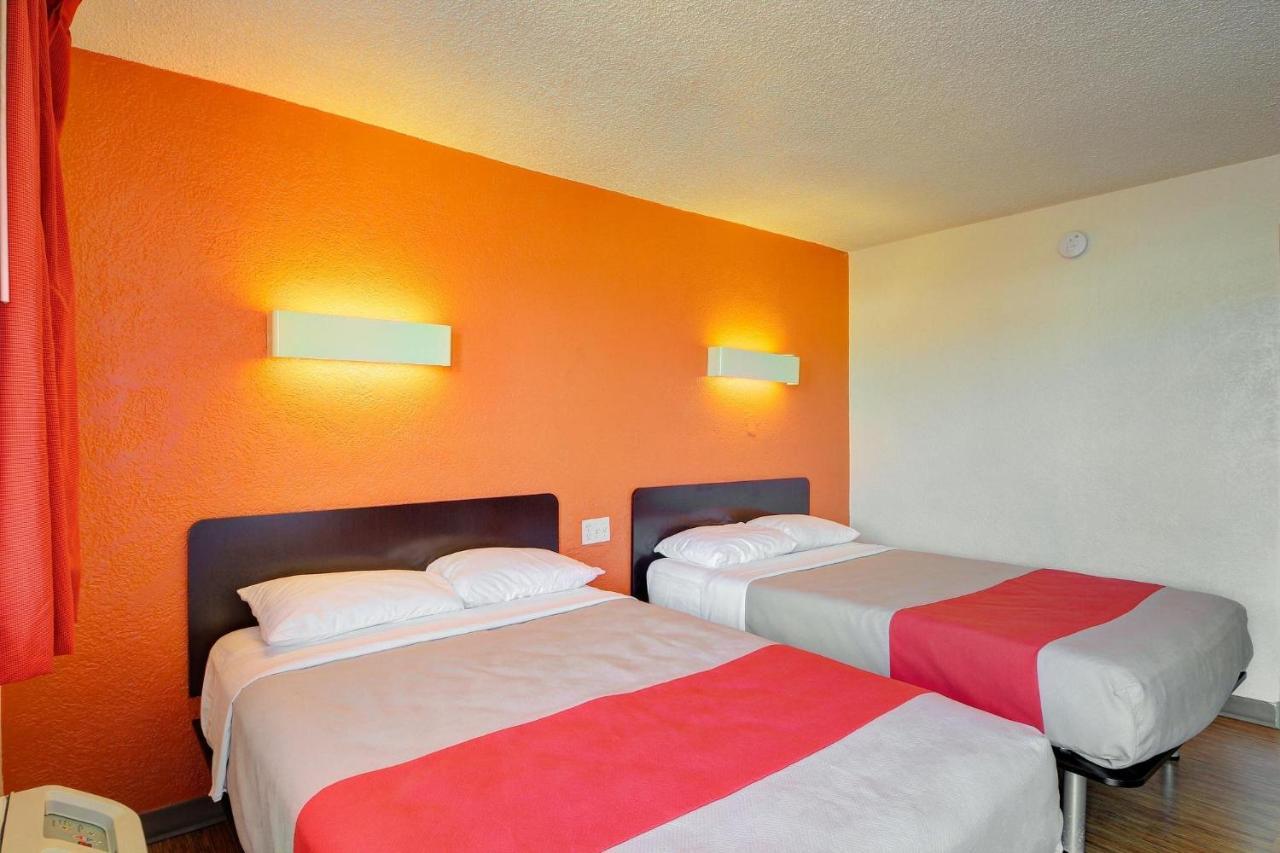Economy Hotel Plus Оклахома-Сити Экстерьер фото